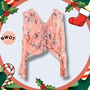 🪸NWOT Ruffled Floral Criss Cross Tie Crop Top by Rue21